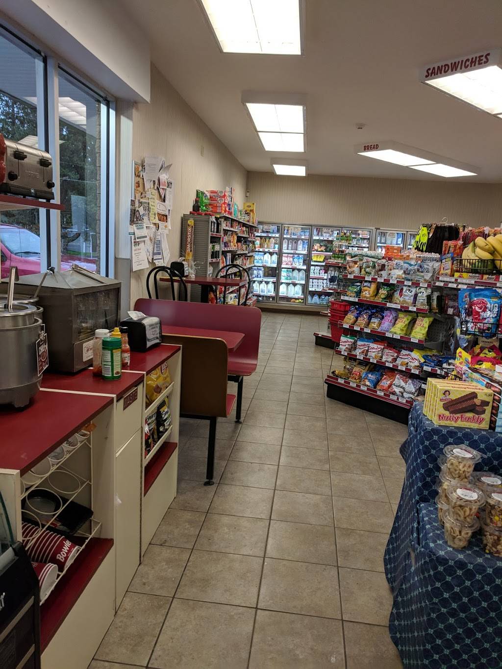 Stewarts Shops | cafe | 10546 US-11, Adams, NY 13605, USA | 3152323913 OR +1 315-232-3913