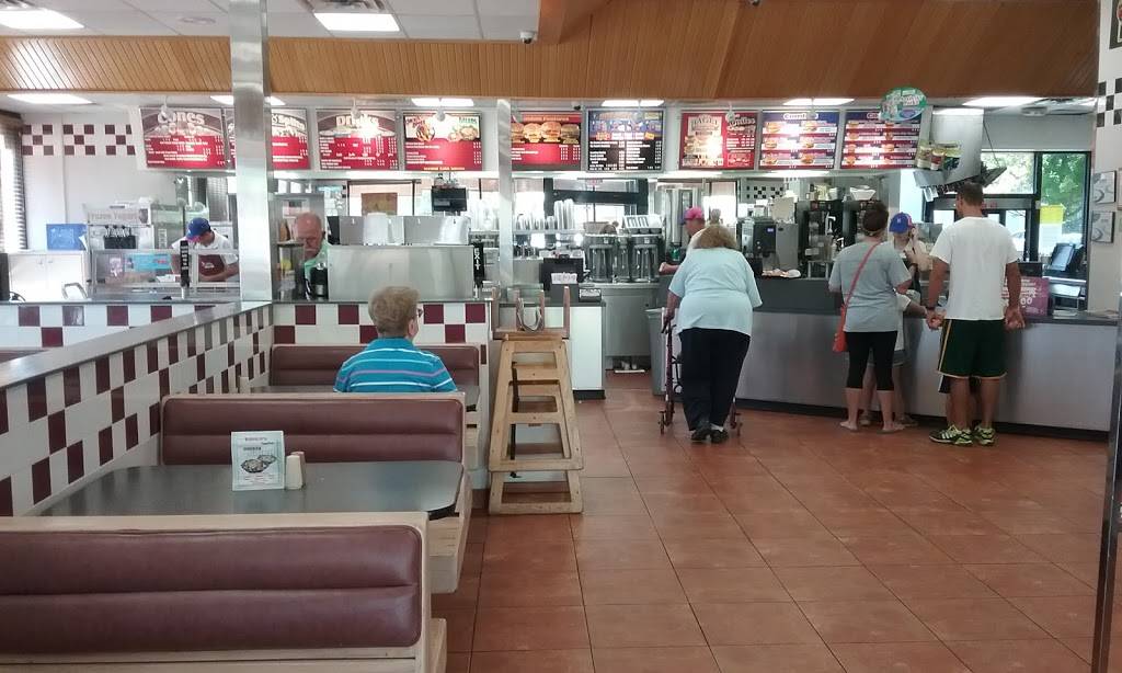 Braums Ice Cream & Burger Restaurant | restaurant | 2807 N Main St, Hutchinson, KS 67502, USA | 6206635000 OR +1 620-663-5000