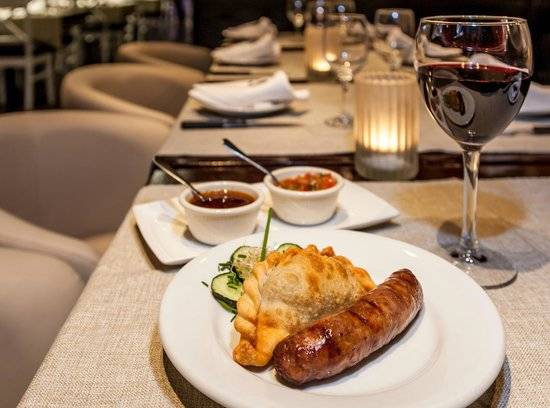 Buenos Aires Grill | restaurant | 8856 Corbin Ave, Northridge, CA 91324, USA | 8187725552 OR +1 818-772-5552