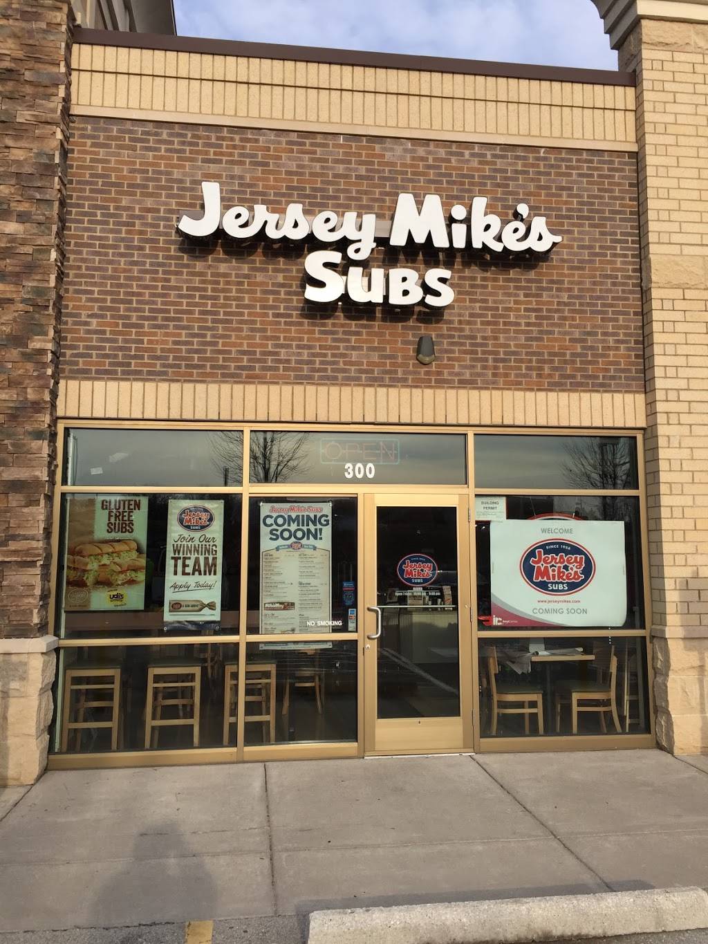 Jersey Mikes Subs | meal takeaway | 2860 S Green Bay Rd Suite 300, Mt Pleasant, WI 53406, USA | 2624567800 OR +1 262-456-7800