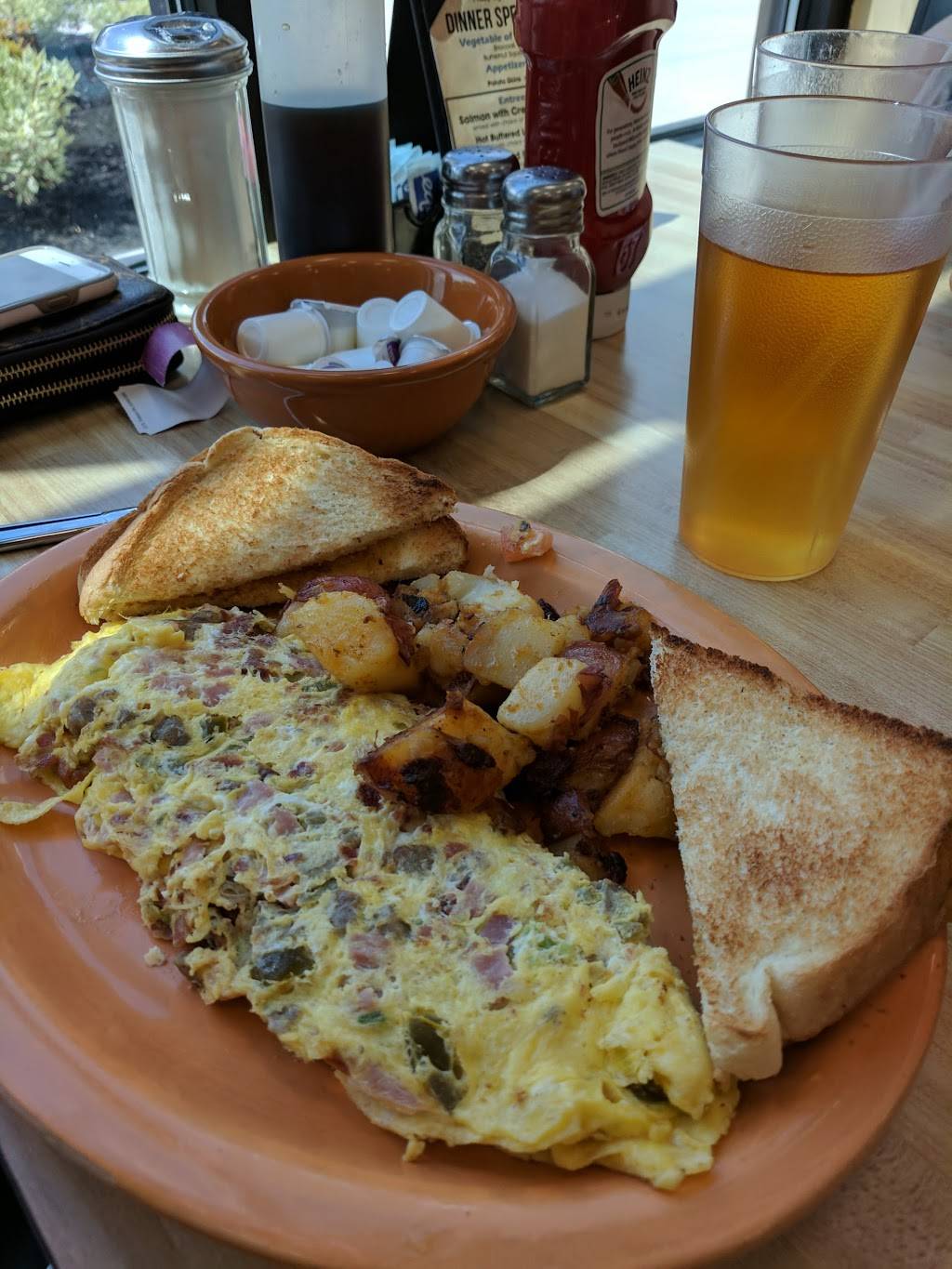 The Spoon | restaurant | 1 Lumber St #102, Hopkinton, MA 01748, USA | 7748037125 OR +1 774-803-7125