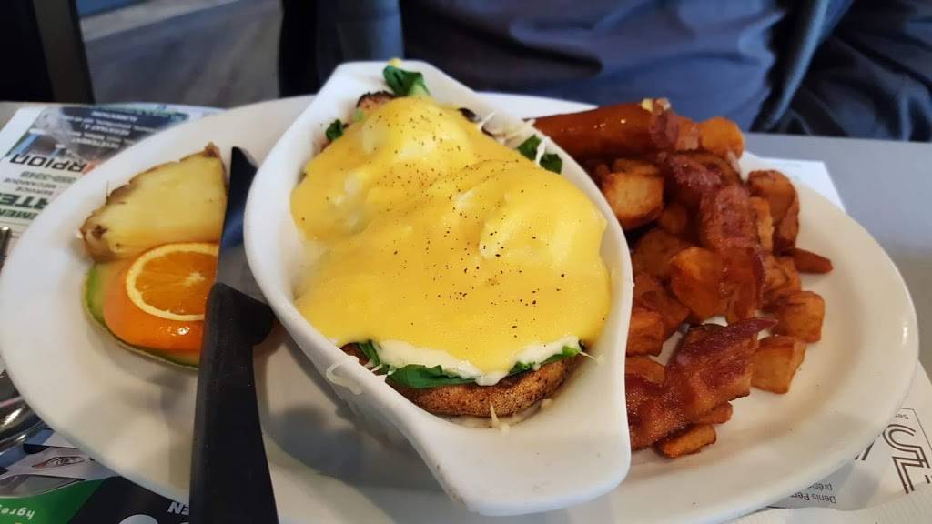 La Pomme Verte | restaurant | 560 Rue Notre Dame E, Victoriaville, QC G6P 4B5, Canada | 8197953335 OR +1 819-795-3335