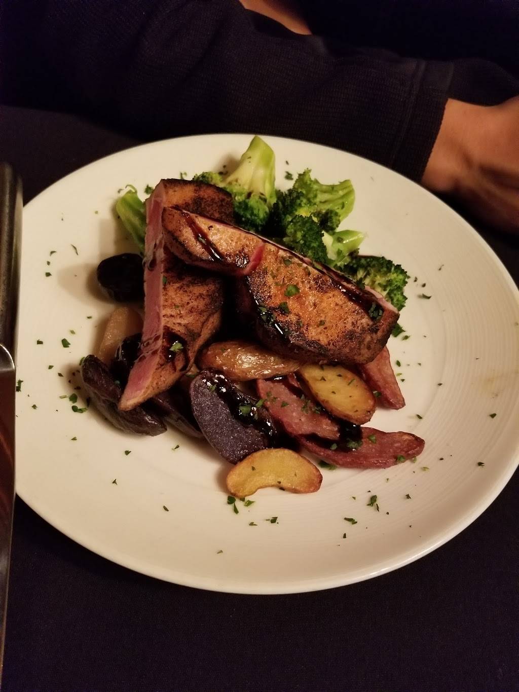 Monroes Restaurant | bakery | 3001 Monroe Ave, Rochester, NY 14618, USA | 5853489103 OR +1 585-348-9103