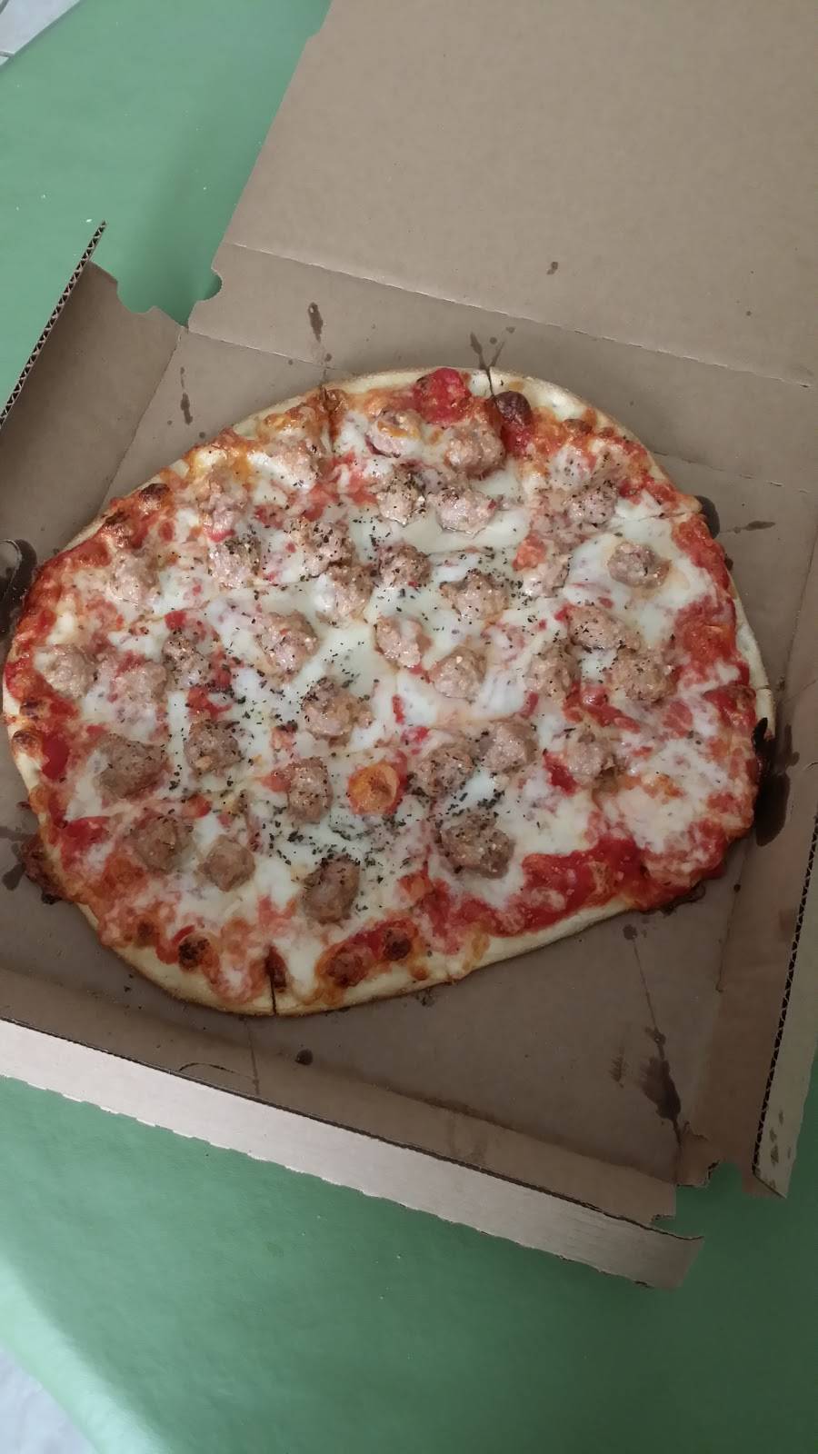 Tomasos Pizza | restaurant | 1111 7th Ave, Marion, IA 52302, USA | 3193776102 OR +1 319-377-6102