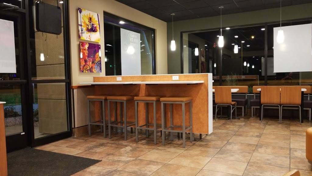 Taco Bell | meal takeaway | 908 Edwardsville Rd, Troy, IL 62294, USA | 6186670823 OR +1 618-667-0823
