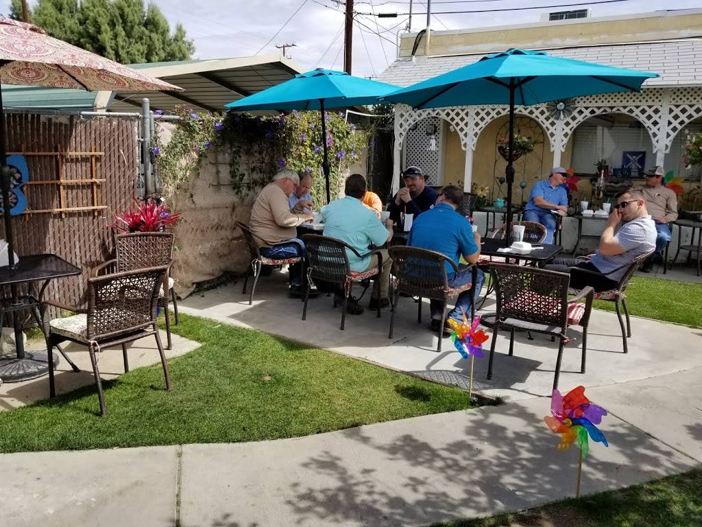 Windmill Market | restaurant | 17080 N Indian Canyon Dr, North Palm Springs, CA 92258, USA | 7602514489 OR +1 760-251-4489