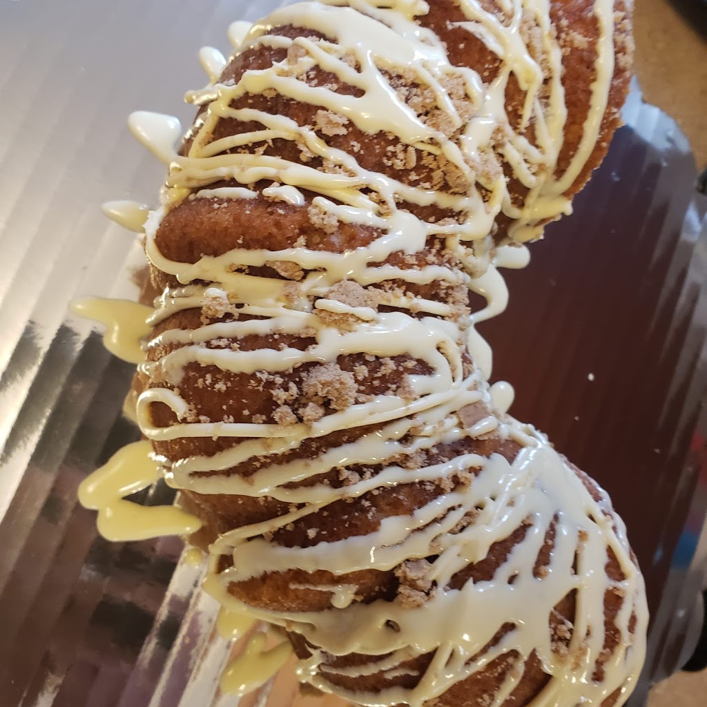 Rainbow Treatz | restaurant | Monica Ln, Garfield Heights, OH 44125, USA | 2168674914 OR +1 216-867-4914