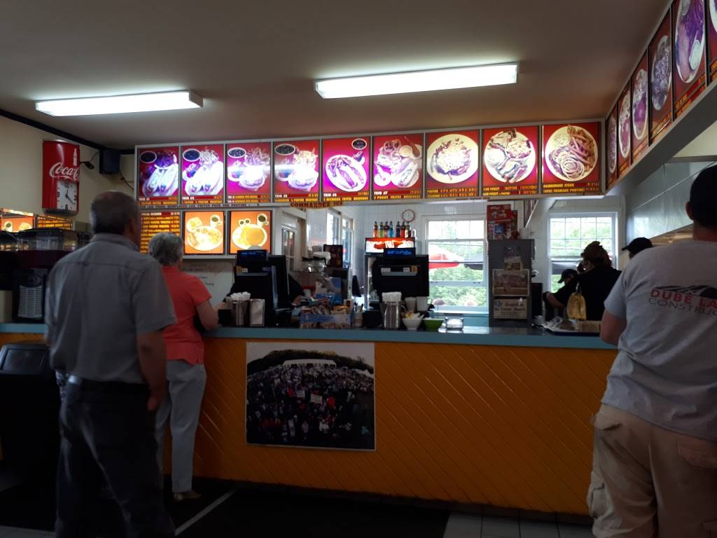 Casse-Croute Arc-en-Ciel | restaurant | 756 Boulevard des Laurentides, Piedmont, QC J0R 1K0, Canada | 4502273534 OR +1 450-227-3534