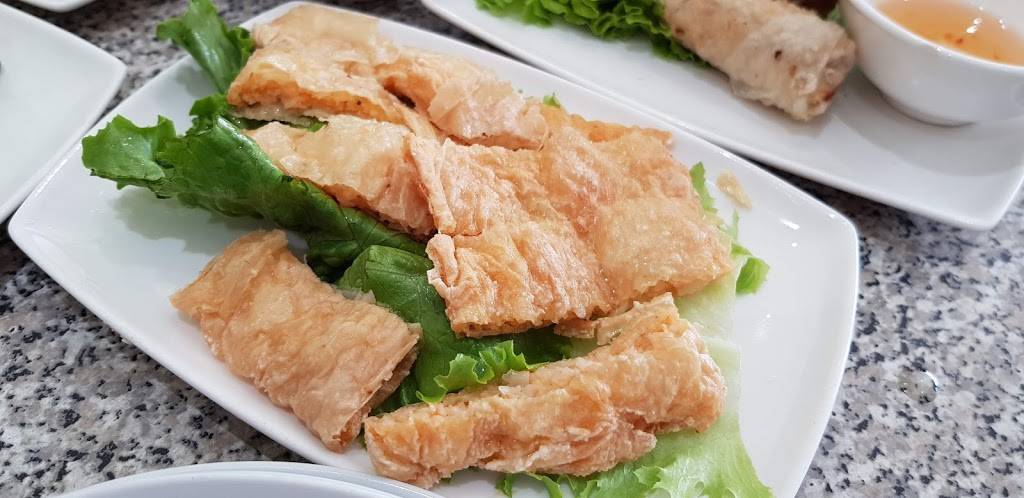 Pho Basil | restaurant | 6294 Main St, Whitchurch-Stouffville, ON L4A 1G8, Canada | 9056406565 OR +1 905-640-6565