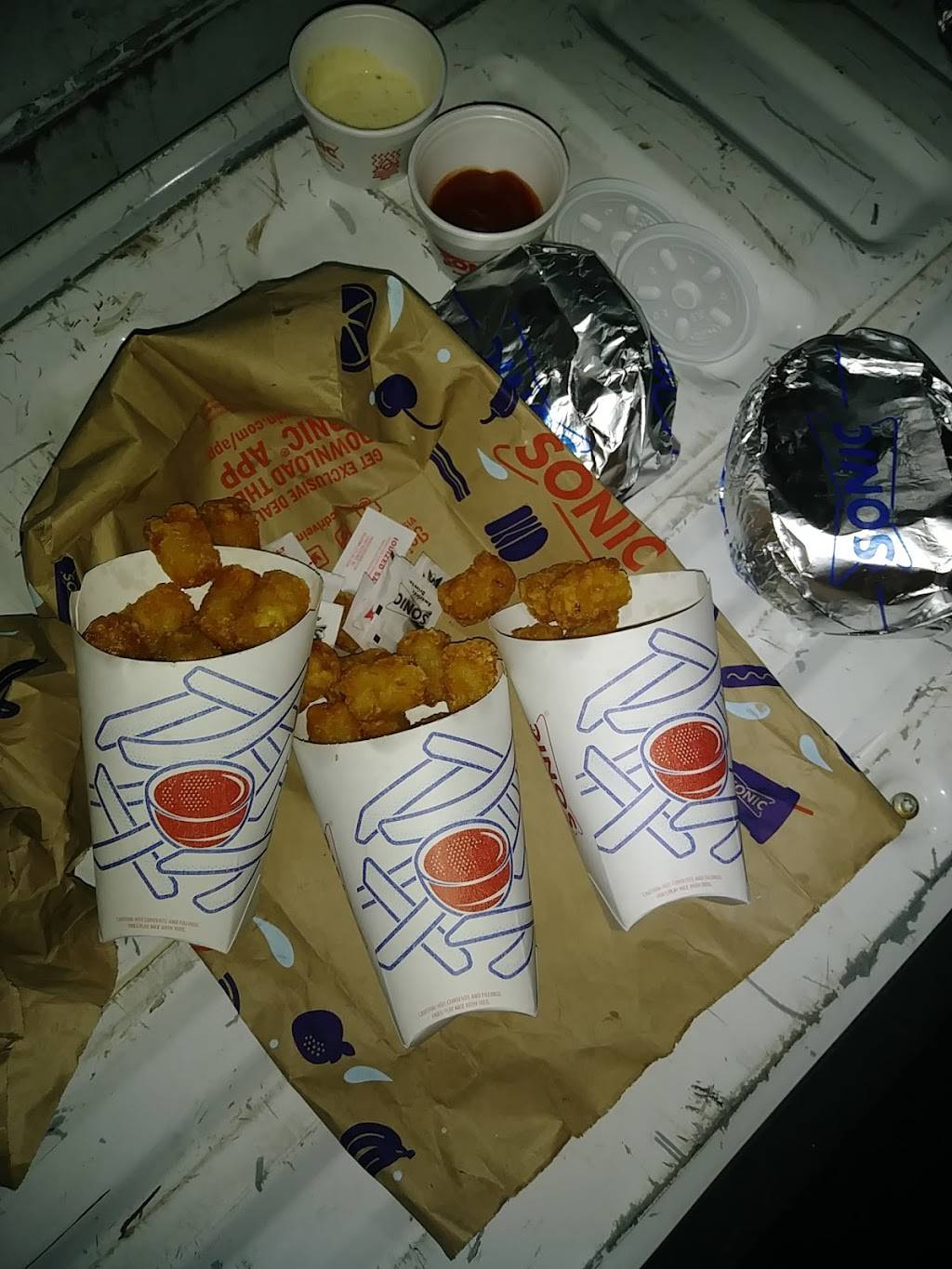 Sonic Drive-In | restaurant | 1851 Military Pkwy, Mesquite, TX 75149, USA | 9722887355 OR +1 972-288-7355