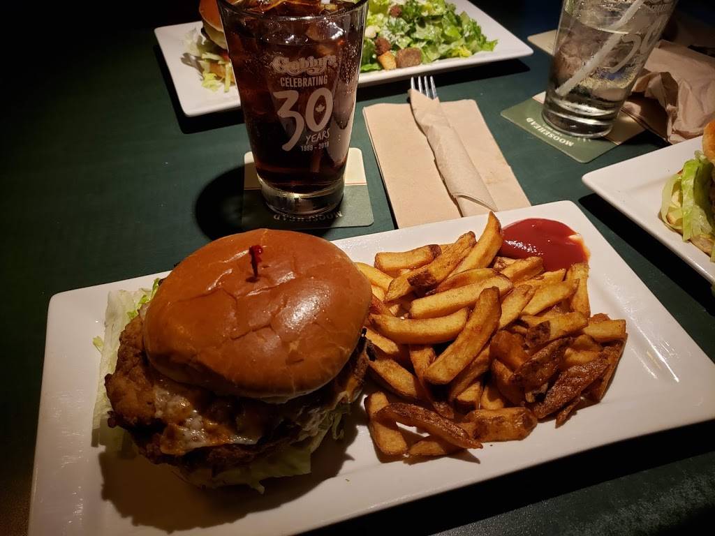 Gabbys | restaurant | 2899 Bloor St W, Etobicoke, ON M8X 1B3, Canada | 4162342899 OR +1 416-234-2899