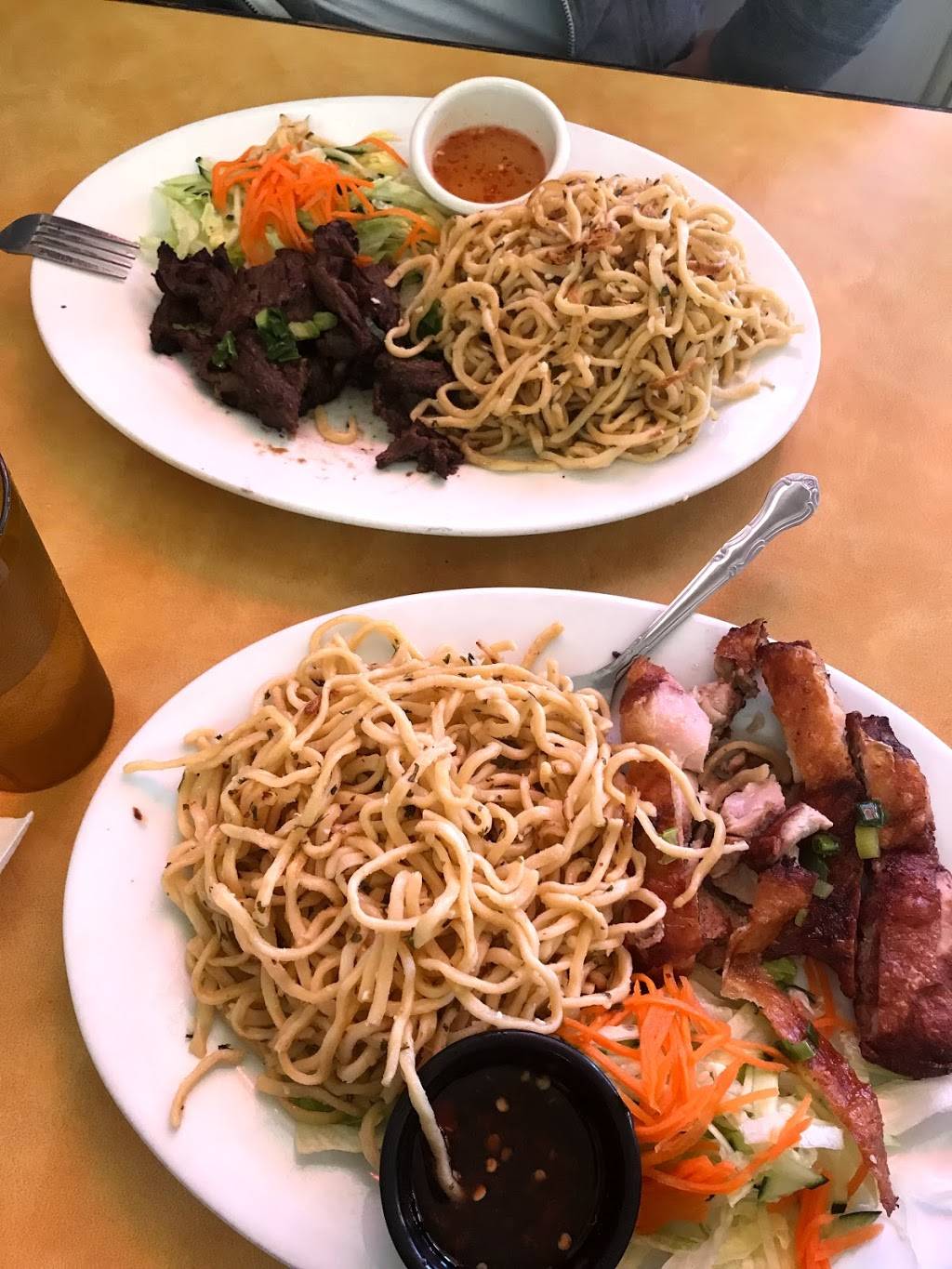 富國牛肉粉 | restaurant | 1816 Irving St, San Francisco, CA 94122, USA | 4156618869 OR +1 415-661-8869