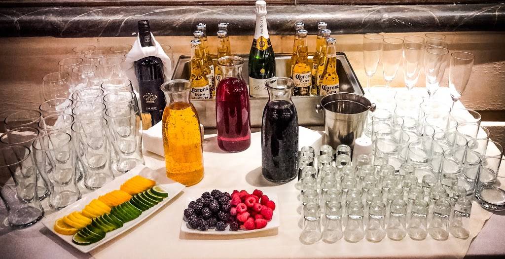 Apadana Restaurant & Event Space | restaurant | 13071 Yonge St, Richmond Hill, ON L4E 1A5, Canada | 4168878189 OR +1 416-887-8189