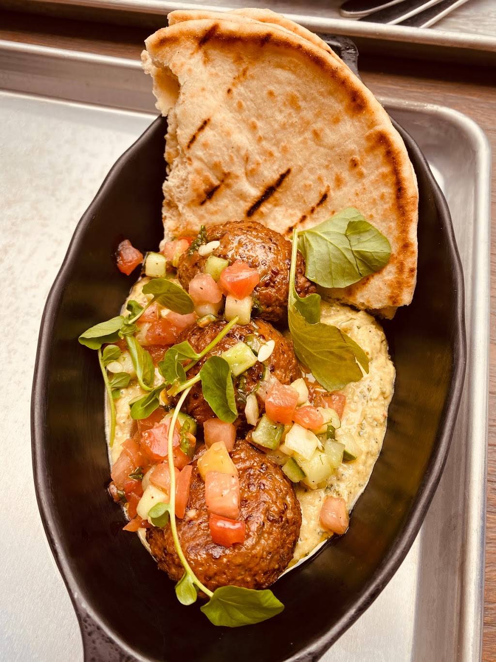 Docking Bay 7 Food and Cargo | restaurant | 351 S Studio Dr N, Lake Buena Vista, FL 32830, USA | 4079395277 OR +1 407-939-5277