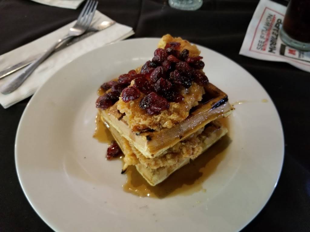 Catfish Lous | restaurant | 6540 SW Fallbrook Pl, Beaverton, OR 97008, USA | 5032275384 OR +1 503-227-5384