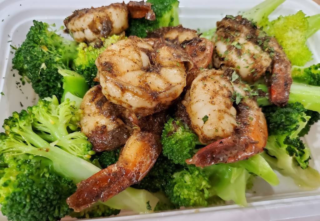 Jus Fishy and beyond | restaurant | 1059 Flatbush Ave, Brooklyn, NY 11226, USA | 3474421172 OR +1 347-442-1172