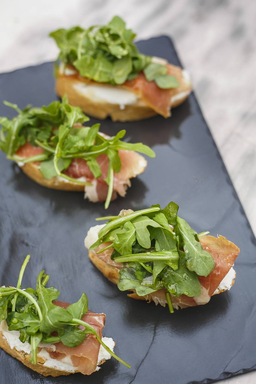 Alatri Bros | restaurant | 4926 Cordell Ave, Bethesda, MD 20814, USA | 3017186427 OR +1 301-718-6427