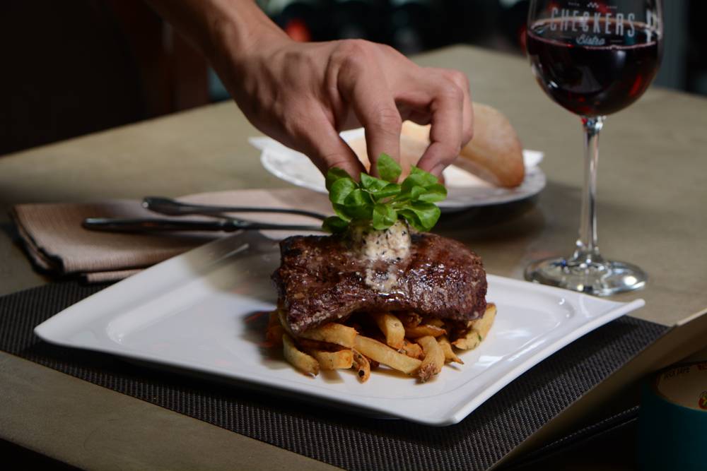 Checkers Bistro | restaurant | 398 Harrisburg Ave, Lancaster, PA 17603, USA | 7175091069 OR +1 717-509-1069