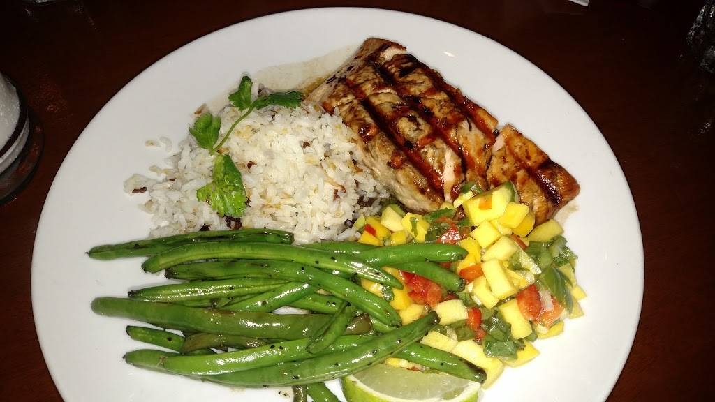 Naked Fish | restaurant | 455 Totten Pond Rd, Waltham, MA 02451, USA | 7816840500 OR +1 781-684-0500