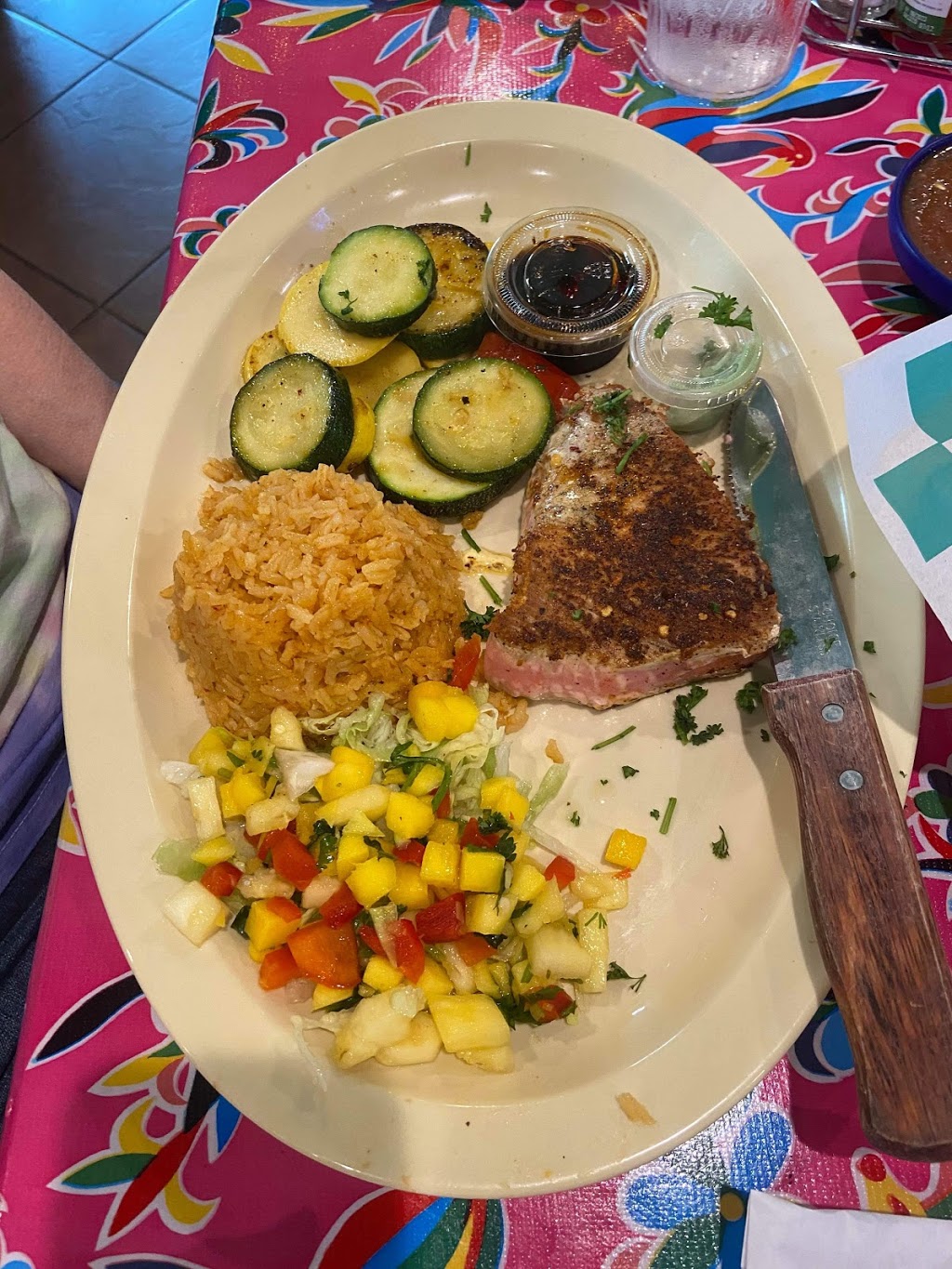 Tia Juanita’s Fish Camp | restaurant | 2900 W Sunset Dr, Orange, TX 77630, USA | 4092385010 OR +1 409-238-5010