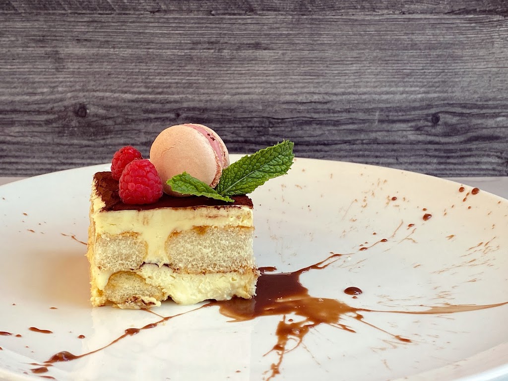 El Farol Restaurant | restaurant | 808 Canyon Rd, Santa Fe, NM 87501, USA | 5059839912 OR +1 505-983-9912