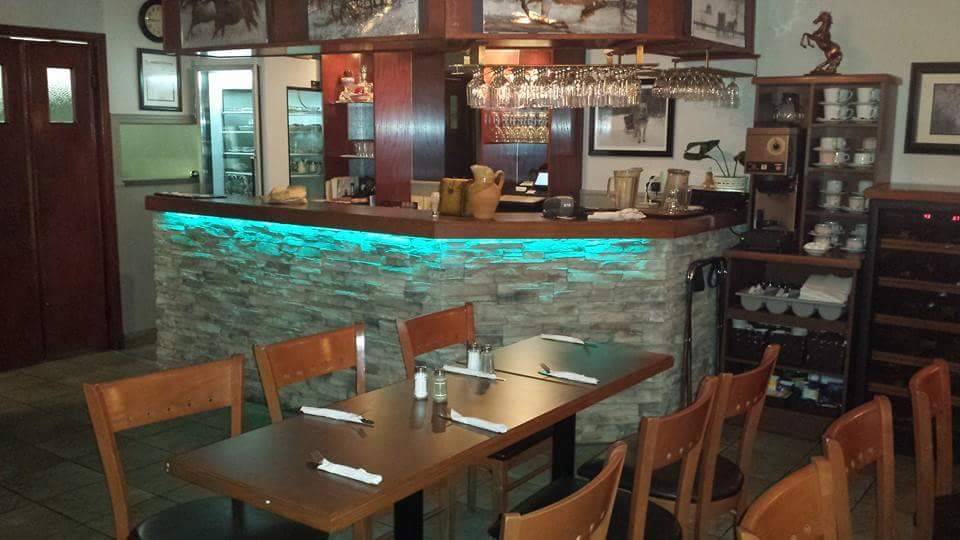 Restaurant Le Ranch A Tony | restaurant | 1177 Chemin Saint-Henri, Mascouche, QC J7K 2N2, Canada | 4504742411 OR +1 450-474-2411