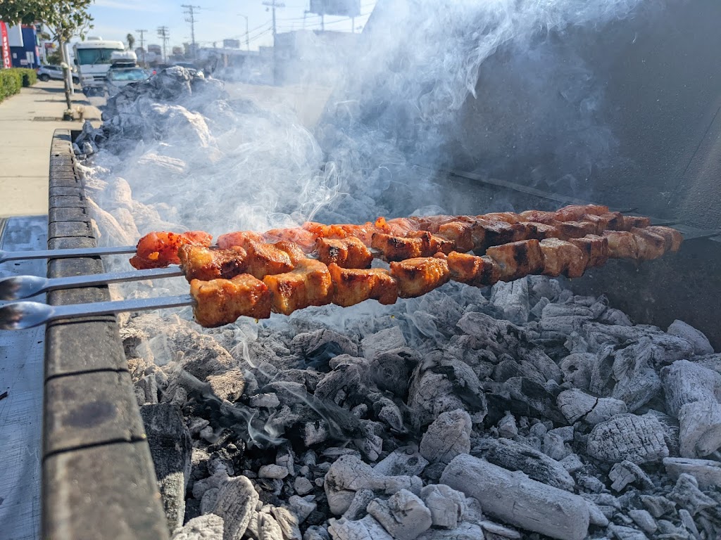 Armenian Lunch Truck | restaurant | 12811 Sherman Way, North Hollywood, CA 91605, USA | 8184827515 OR +1 818-482-7515