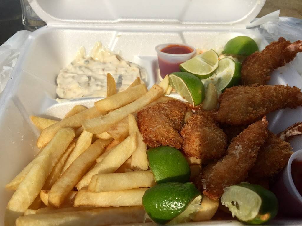 Charlies Place | restaurant | 200 Fishermans Wharf, Redondo Beach, CA 90277, USA | 3103722567 OR +1 310-372-2567