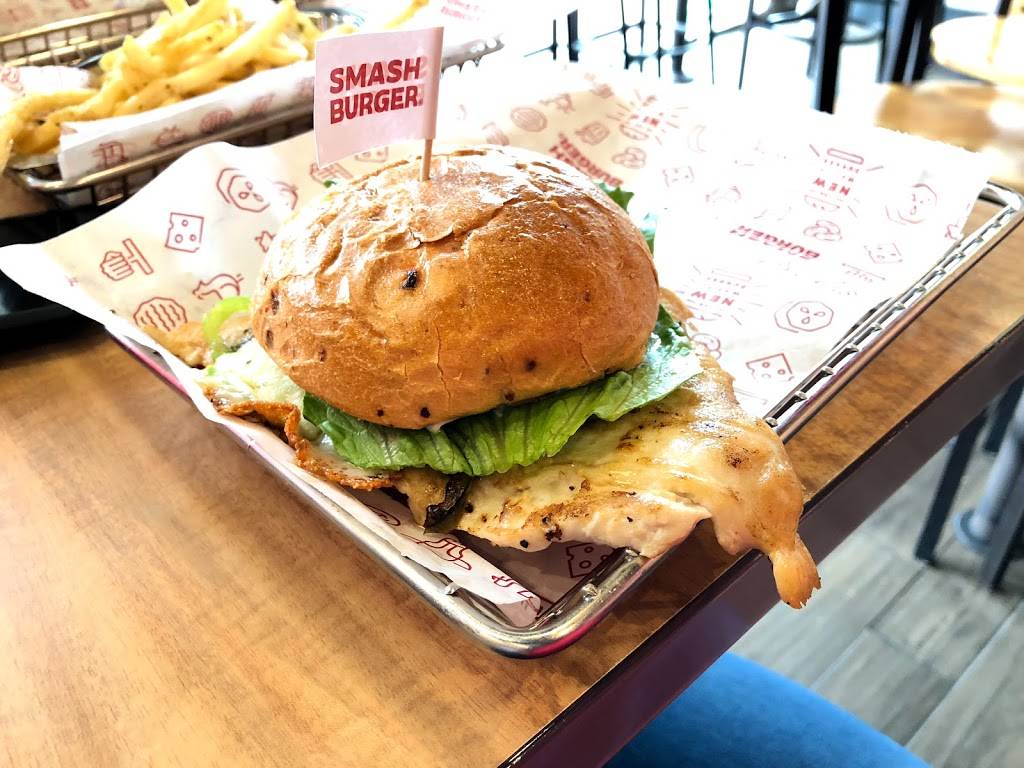 Smashburger | restaurant | 1650 28th St Suite 2, Boulder, CO 80301, USA | 3036564694 OR +1 303-656-4694