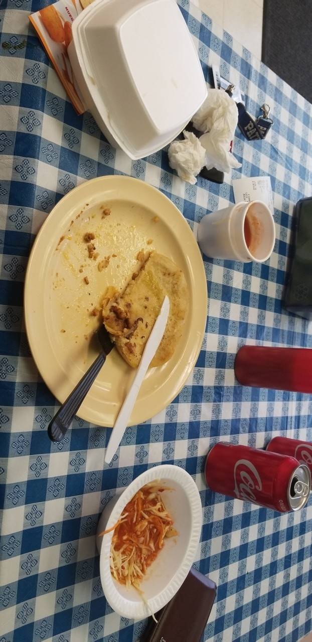 Pupuseria Elizabeth | restaurant | 11105 Leavells Rd #9, Fredericksburg, VA 22407, USA | 5407107214 OR +1 540-710-7214