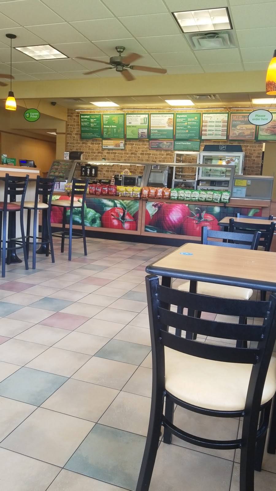 Subway | restaurant | 350 Old US Hwy 45, Louisville, IL 62858, USA | 6186654800 OR +1 618-665-4800