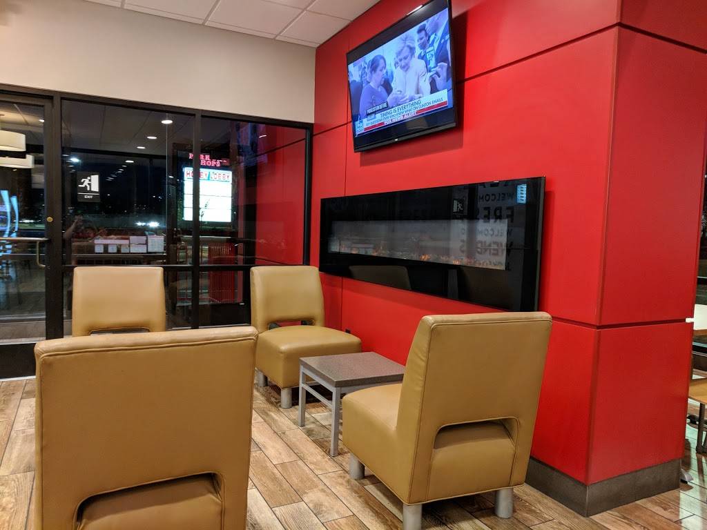 Wendys | restaurant | 15236 Max Leggett Pkwy, Jacksonville, FL 32218, USA | 9045184431 OR +1 904-518-4431