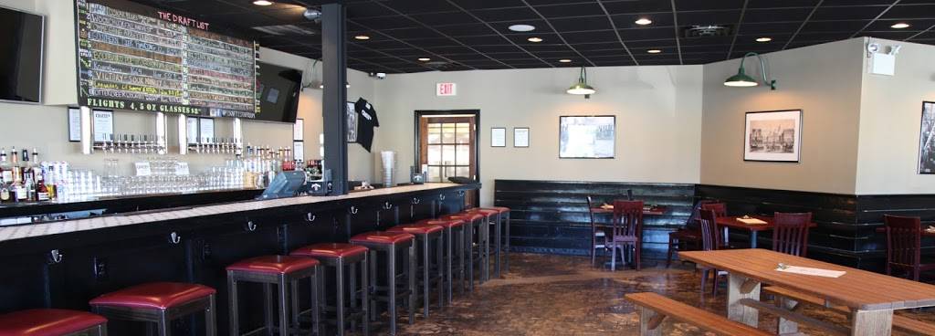 Craftys Taproom | restaurant | 3332 Grant Ave, Philadelphia, PA 19114, USA | 2159691892 OR +1 215-969-1892