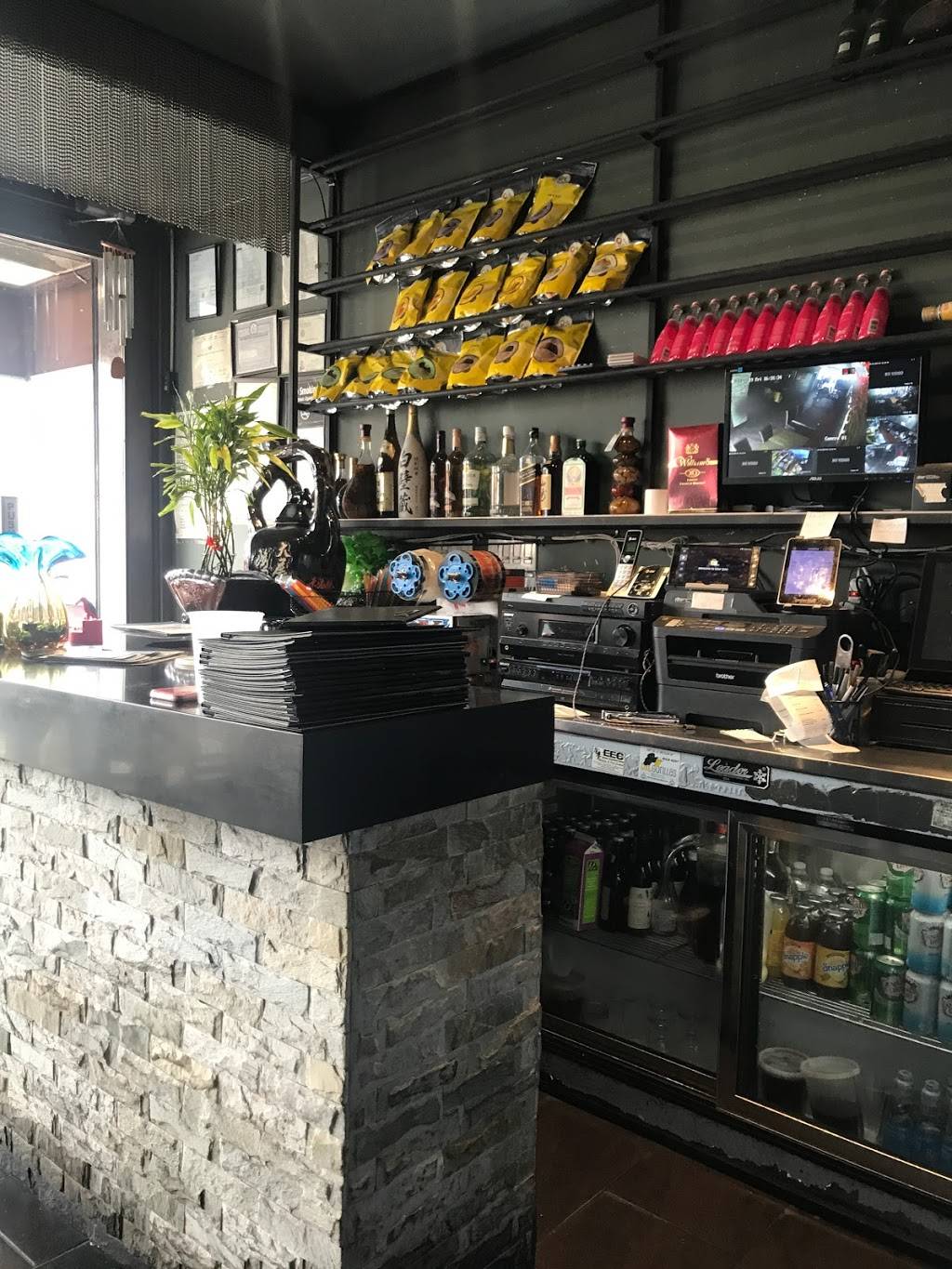 Tomo Japanese Fusion | restaurant | 1077 Flushing Ave, Brooklyn, NY 11237, USA | 7184563695 OR +1 718-456-3695