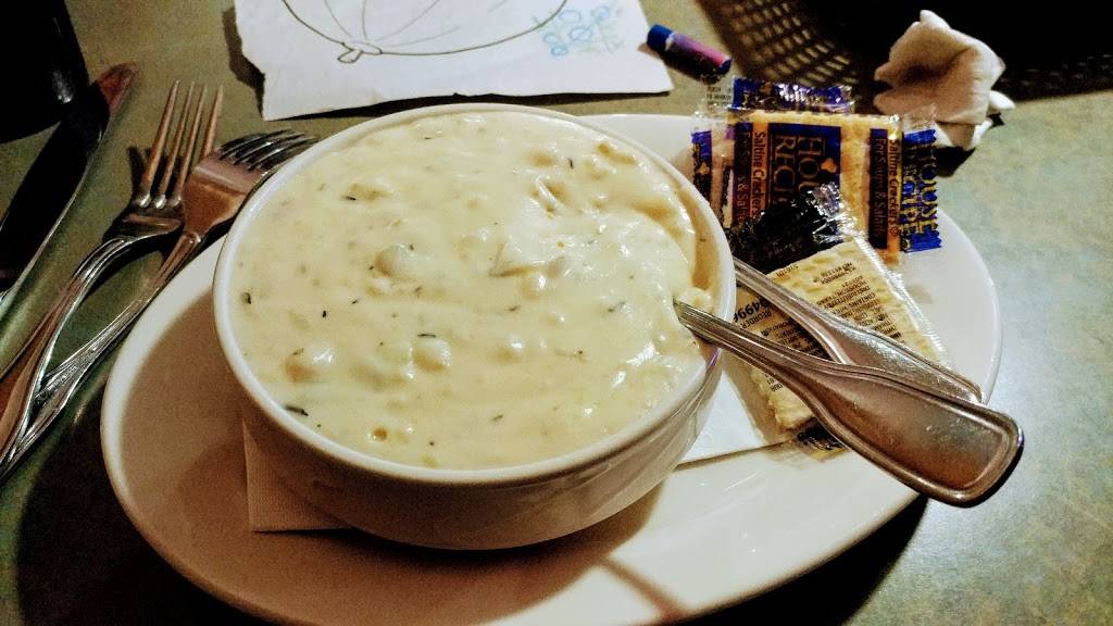 Alecs By the Sea | restaurant | 131 E Chance a La Mer NE, Ocean Shores, WA 98569, USA | 3602894026 OR +1 360-289-4026