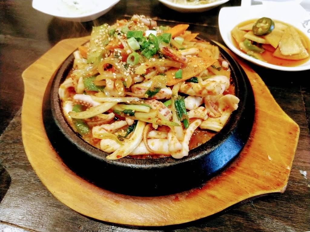 SGD Tofu House | restaurant | 149-06 41st Ave, Flushing, NY 11355, USA | 7183210220 OR +1 718-321-0220