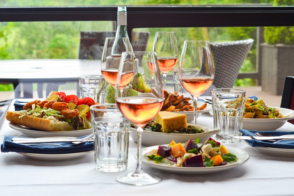 The Bistro at Shuksan | restaurant | 1500 E Axton Rd, Bellingham, WA 98226, USA | 3603988888 OR +1 360-398-8888