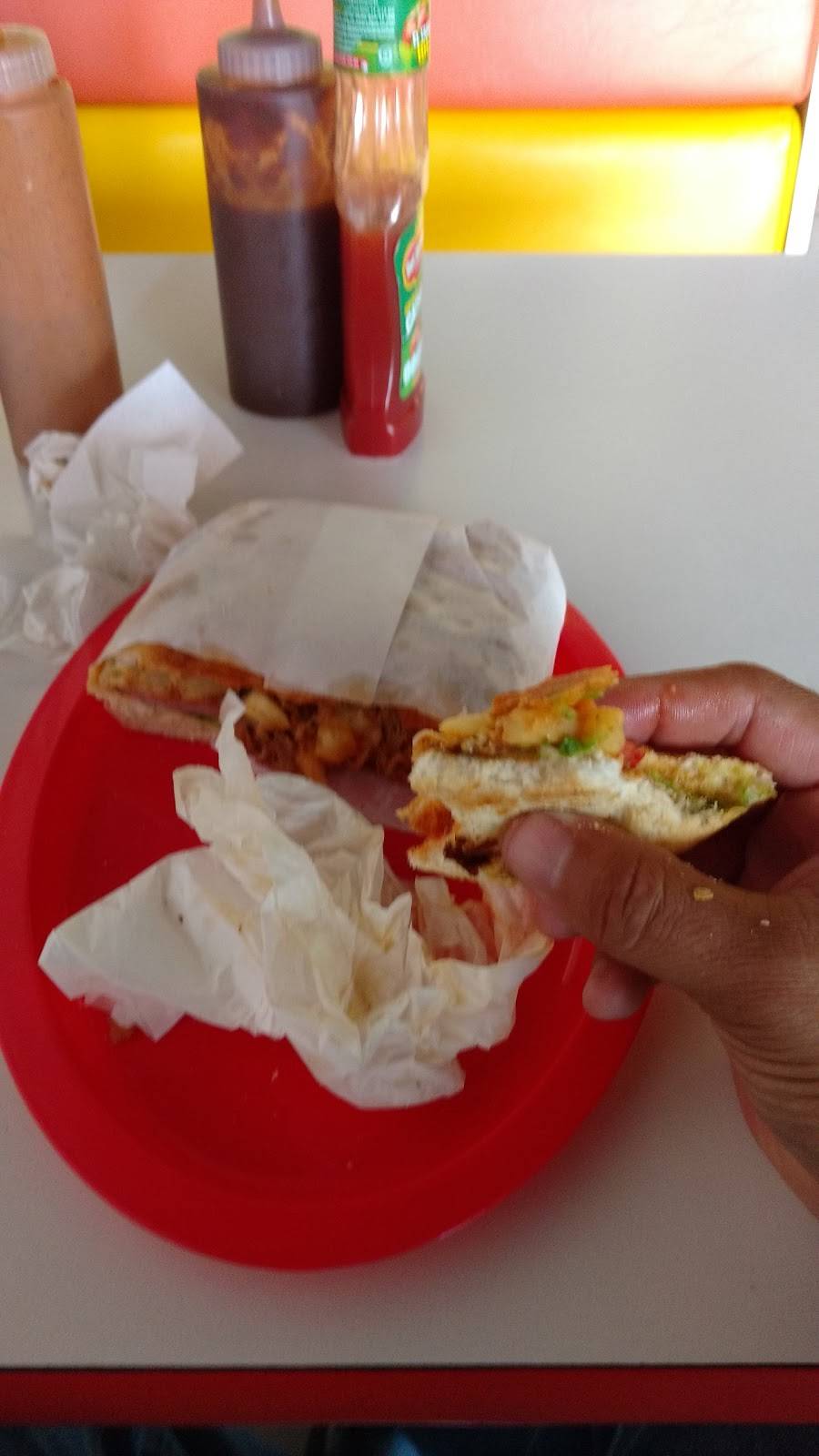 Tortas Génesis | restaurant | Calle Pacifico 8451-3, Parque Industrial Pacifico III, 22643 Tijuana, B.C., Mexico | 016646260409 OR +52 664 626 0409