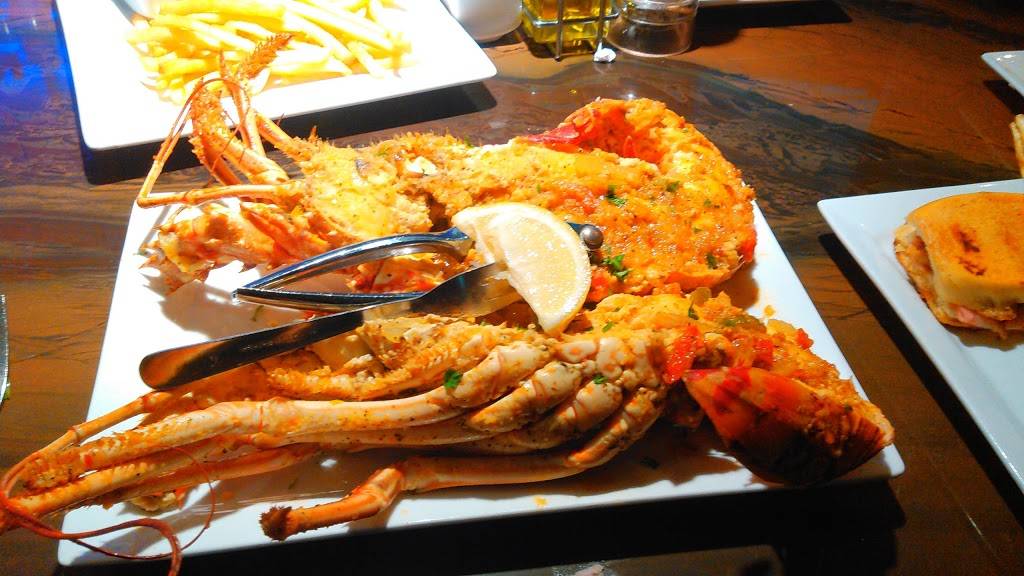 Cuban Island Restaurant | restaurant | 2910 Florida A1A, Indialantic, FL 32903, USA | 3212414886 OR +1 321-241-4886