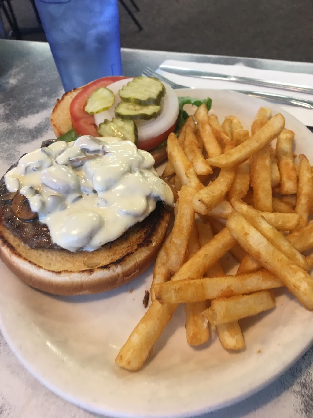 Three Mile Cafe - 76 | restaurant | 51031 US-95, Bonners Ferry, ID 83805, USA | 2082673513 OR +1 208-267-3513