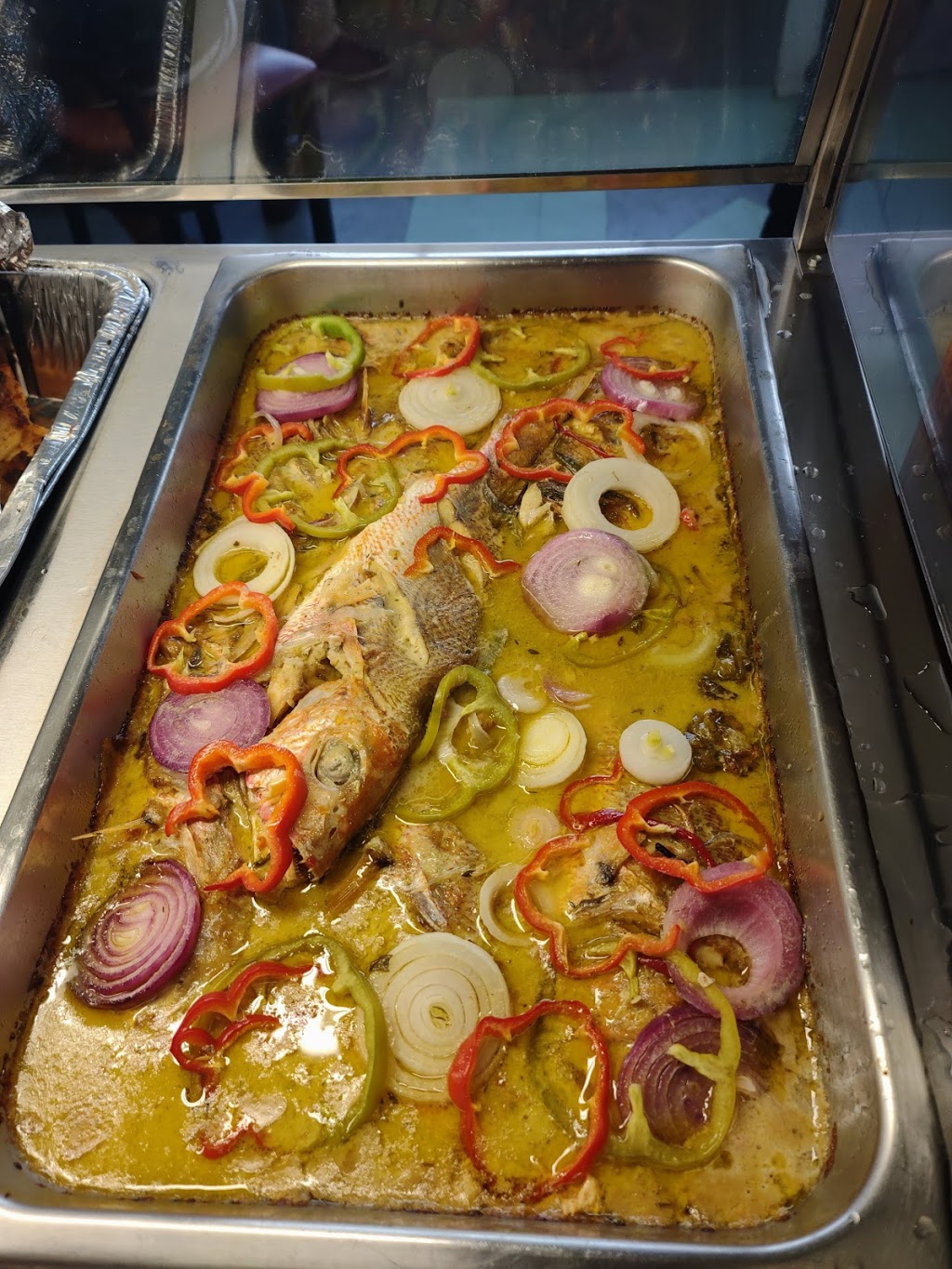 Cosmos Caribbean Restaurant | restaurant | 215 Ferry St, Malden, MA 02148, USA | 7813971450 OR +1 781-397-1450