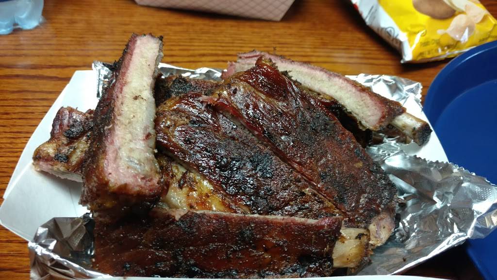 Big Franks BBQ | restaurant | 703 US-90, Liberty, TX 77575, USA | 9362538907 OR +1 936-253-8907