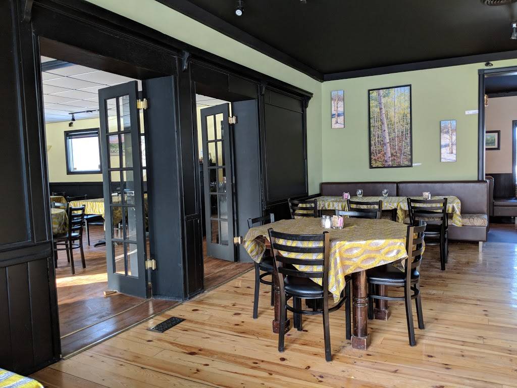 Birdys Fine Casual Dining | restaurant | 449 Dundas St W, Belleville, ON K8P 1B6, Canada | 6137790856 OR +1 613-779-0856