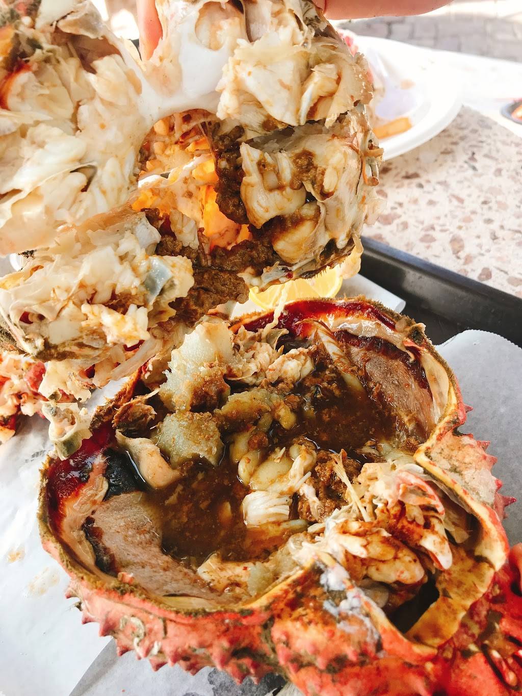 H C | restaurant | 3920 W Channel Islands Blvd, Oxnard, CA 93035, USA | 8053828171 OR +1 805-382-8171