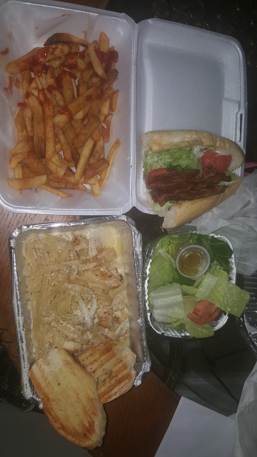 Italian Gourmet | restaurant | 500 John Carlyle St, Alexandria, VA 22314, USA | 7036843354 OR +1 703-684-3354