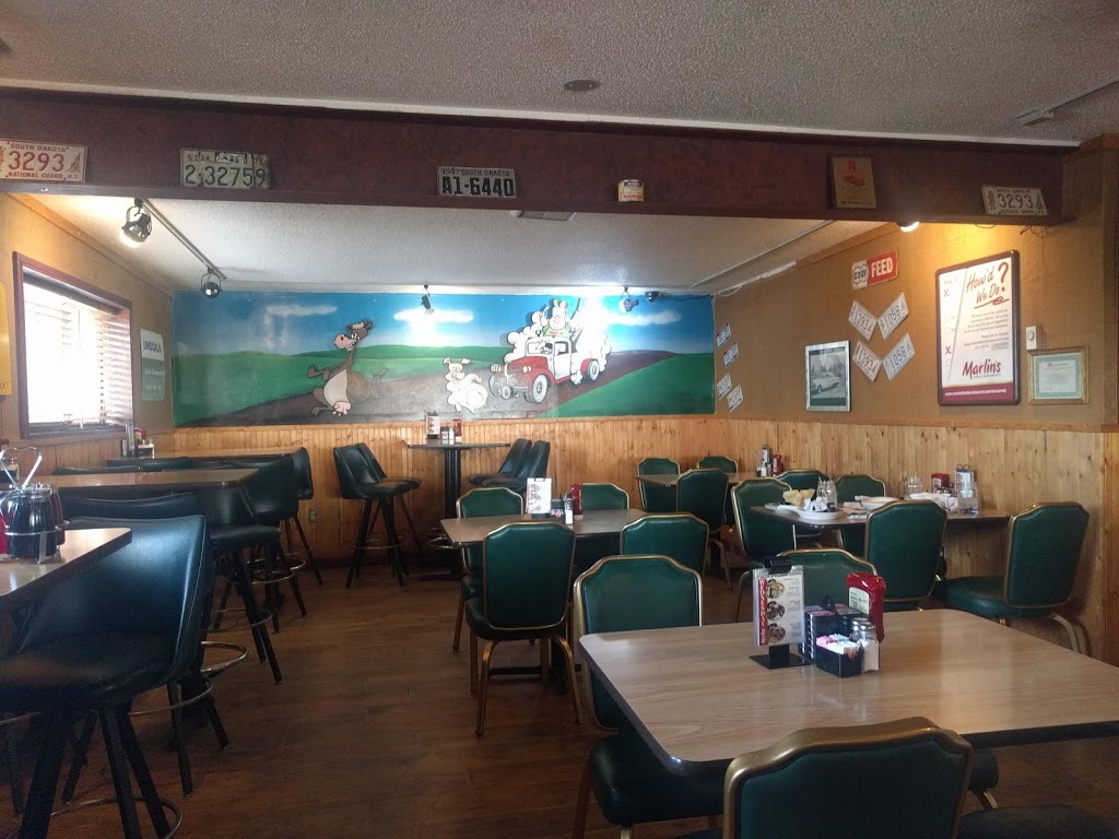 Marlins | Family Restaurant | restaurant | 47056 271st St, Sioux Falls, SD 57108, USA | 6053682027 OR +1 605-368-2027