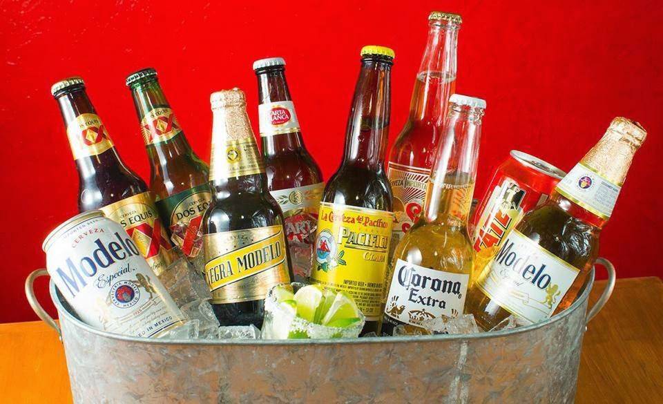 Pitic Restaurant and Lounge | restaurant | 1580 E Pima St, Phoenix, AZ 85034, USA | 6022580524 OR +1 602-258-0524