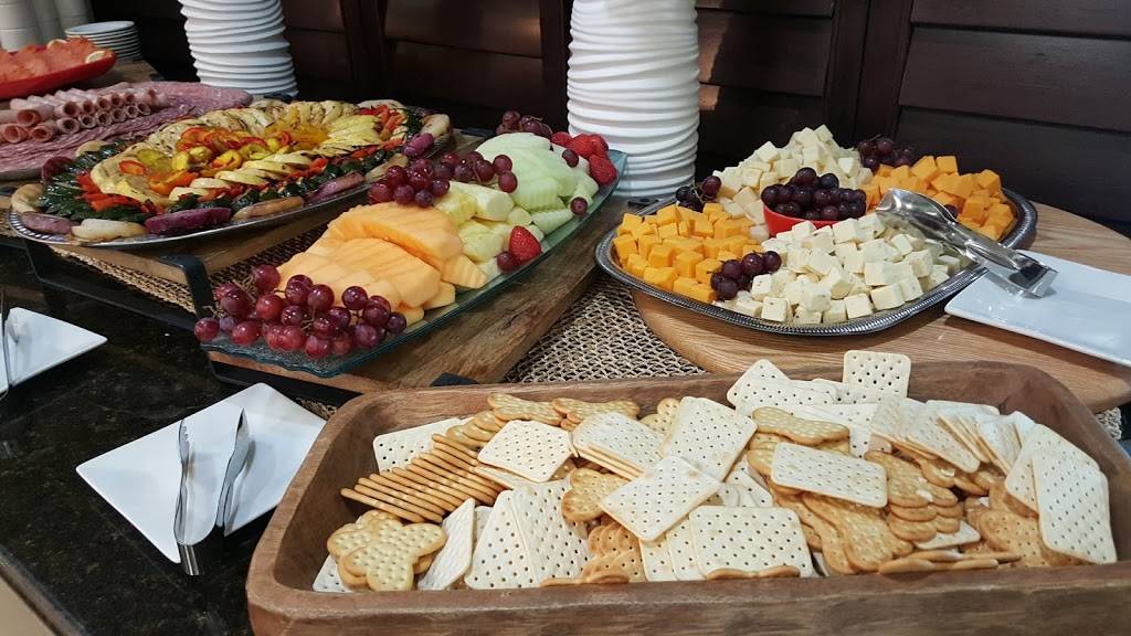 Ten Palms Restaurant | restaurant | 901 Federal Hwy, Hallandale Beach, FL 33009, USA | 9544556760 OR +1 954-455-6760