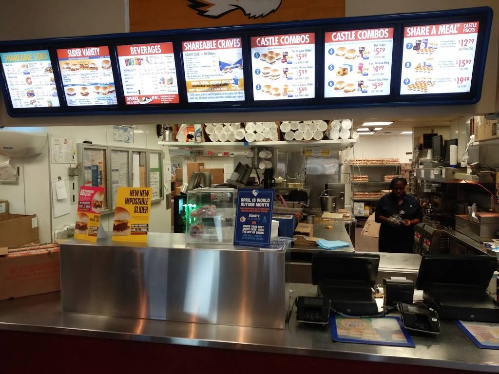 White Castle | restaurant | 3401 Clark Ln, Columbia, MO 65202, USA | 5738867829 OR +1 573-886-7829