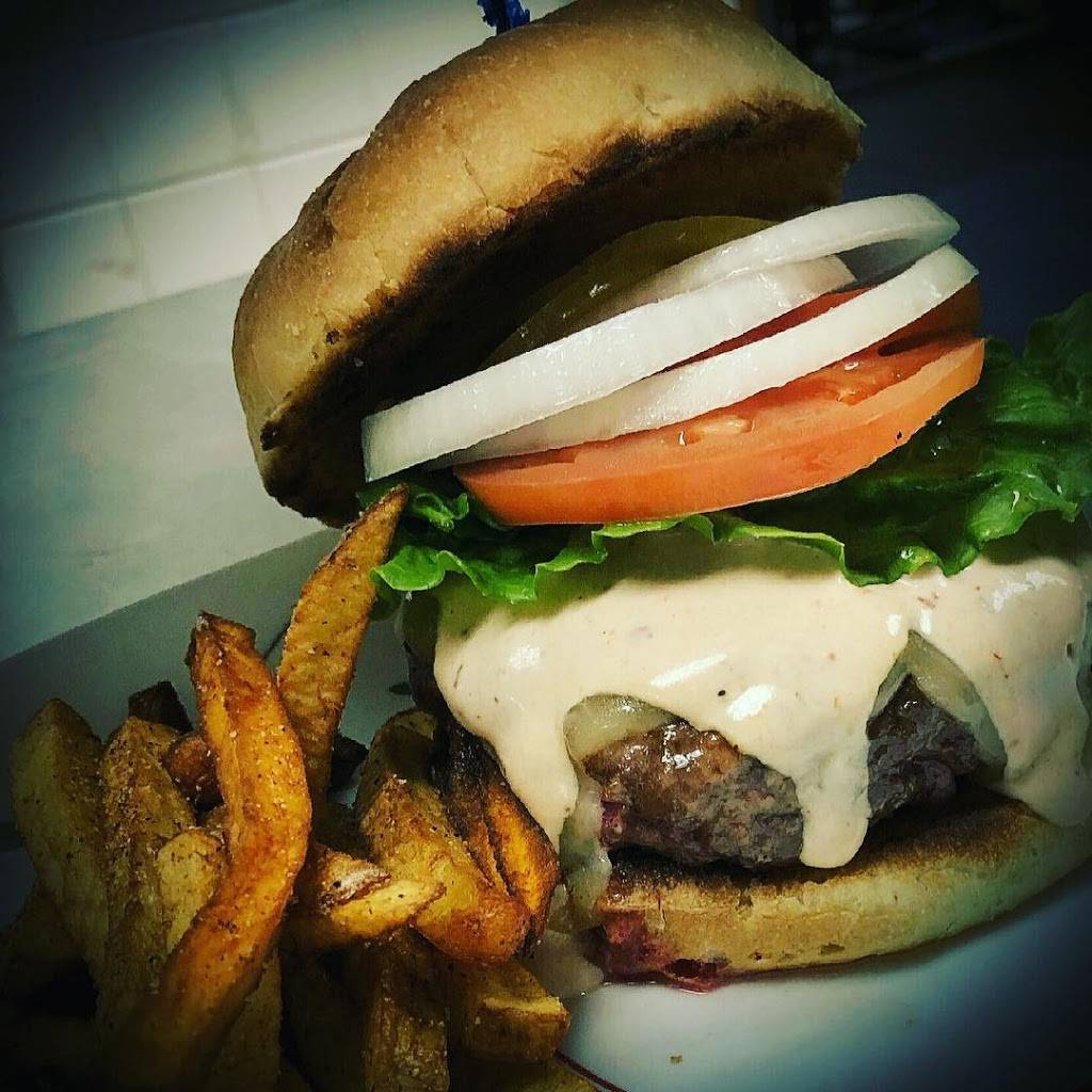 Tavern On The Hill | restaurant | 336 Old Colony Rd, Norton, MA 02766, USA | 5084551038 OR +1 508-455-1038